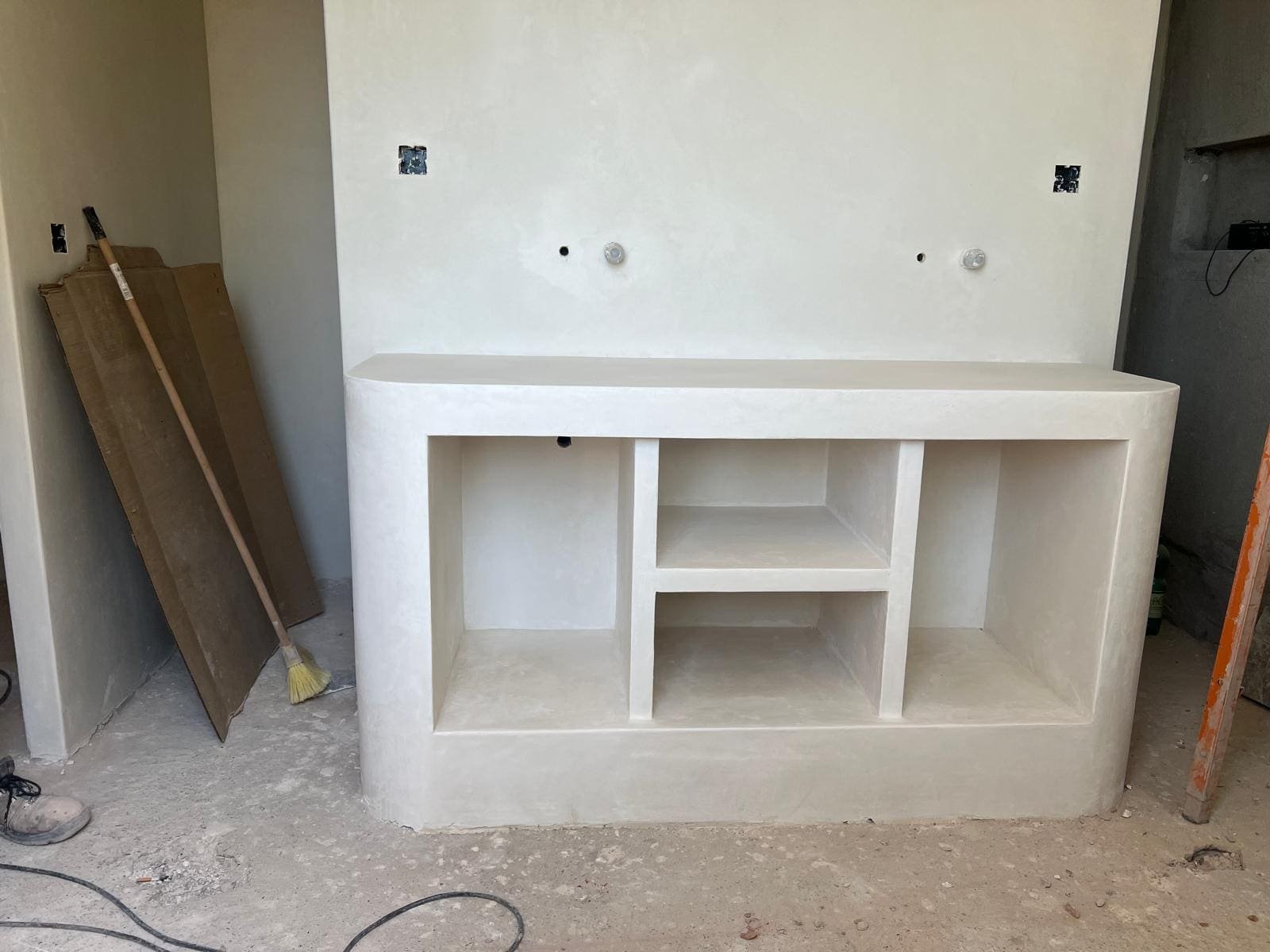 Detalle constructivo durante una intervención integral en Ibiza